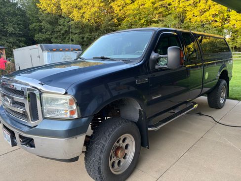 Used 2005 Ford F250 XLT RWD image 12