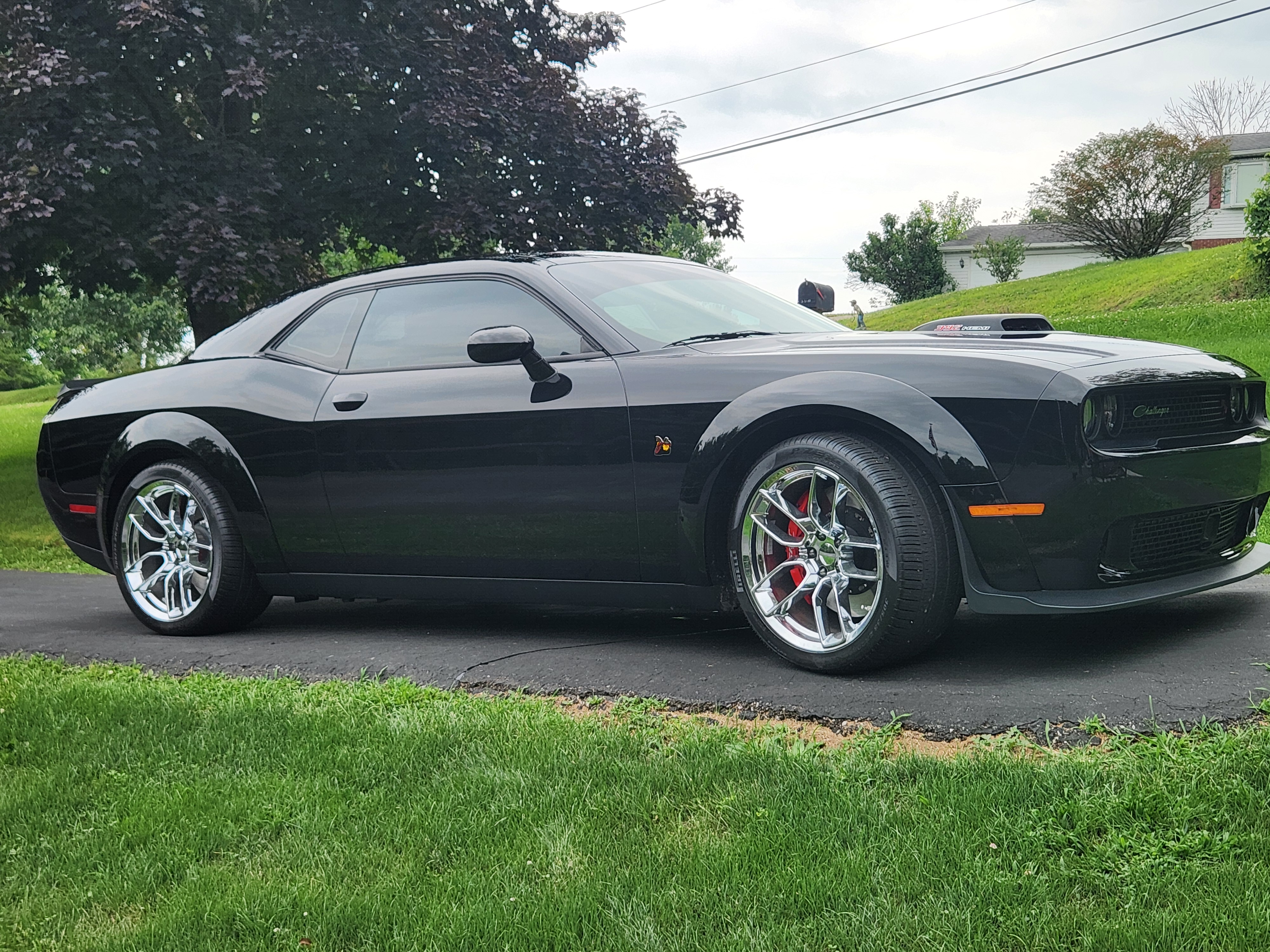 Used 2021 Dodge Challenger R/T Scat Pack RWD image 1