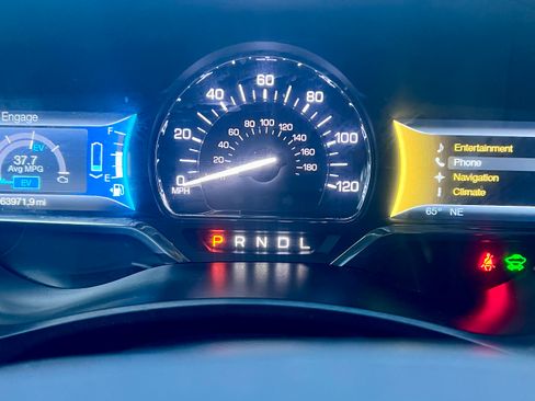 Used 2014 Lincoln MKZ Hybrid w/ Equipment Group 202A Reserve image 6