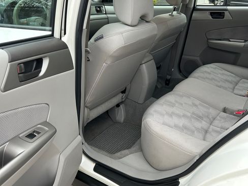 Used 2009 Subaru Forester 2.5X AWD/4WD image 12