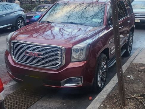 Used 2016 GMC Yukon Denali w/ Open Road Package image 5