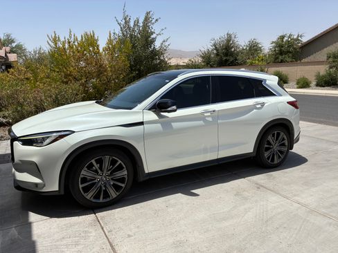 Used 2020 INFINITI QX50 Essential w/ Edition 30 Package FWD image 2