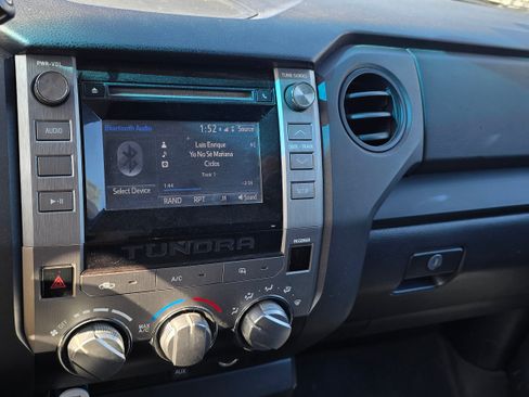 Used 2014 Toyota Tundra SR image 8