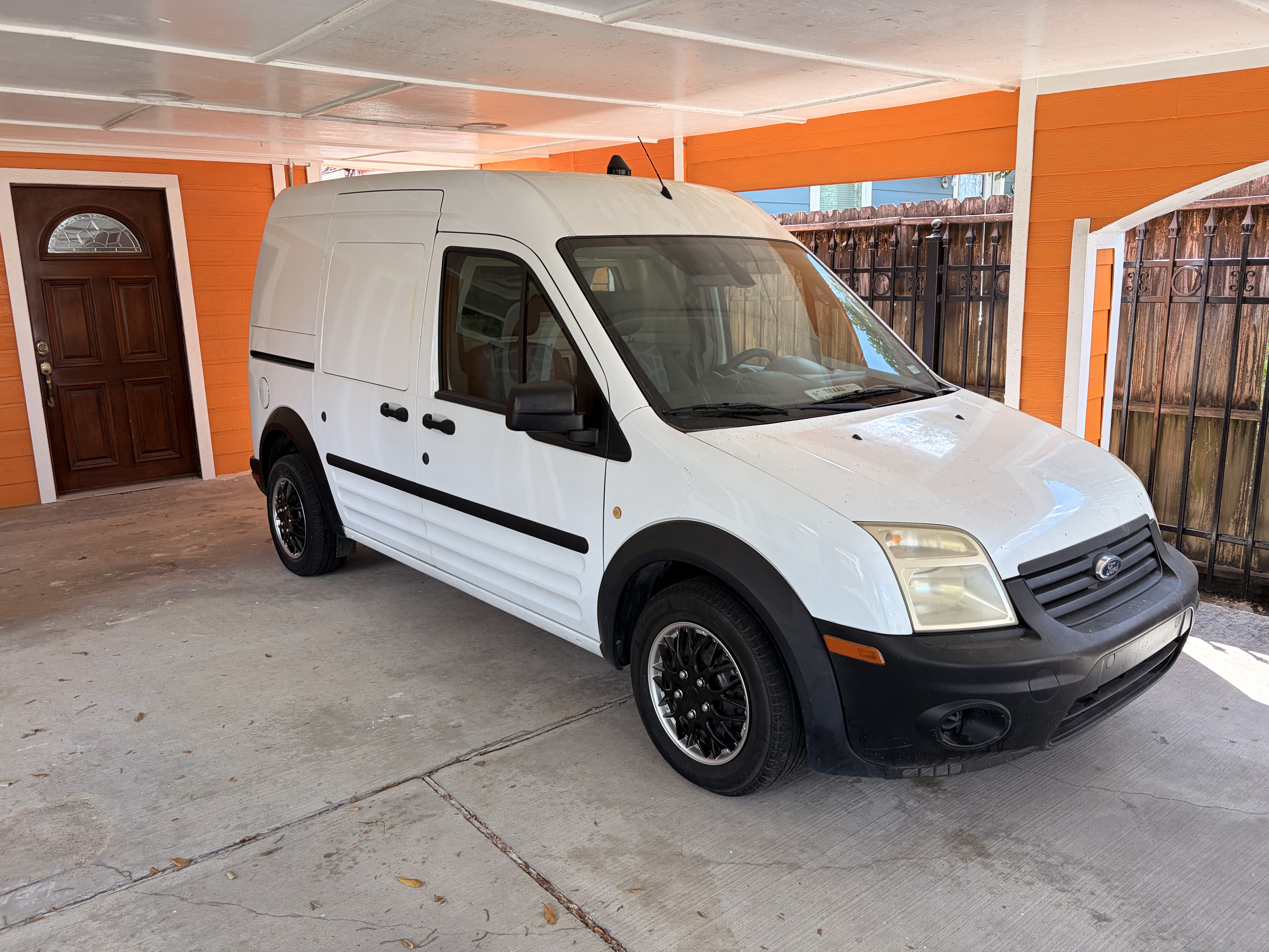 Used 2012 Ford Transit Connect XL FWD image 4