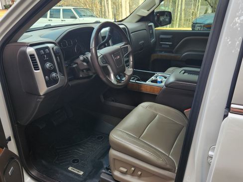 Used 2018 GMC Sierra 1500 SLT w/ SLT Premium Package image 5