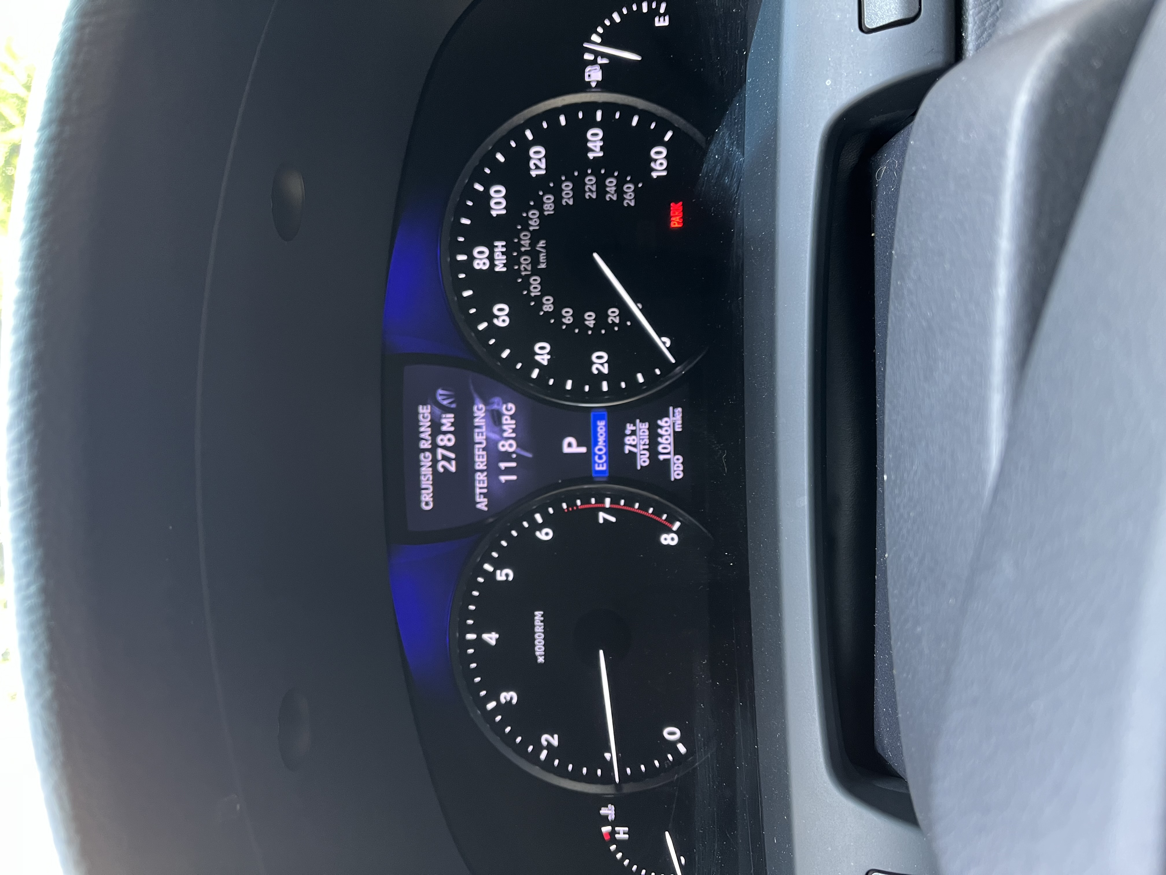 Used 2014 Lexus LS 460 w/ Comfort Package RWD image 22