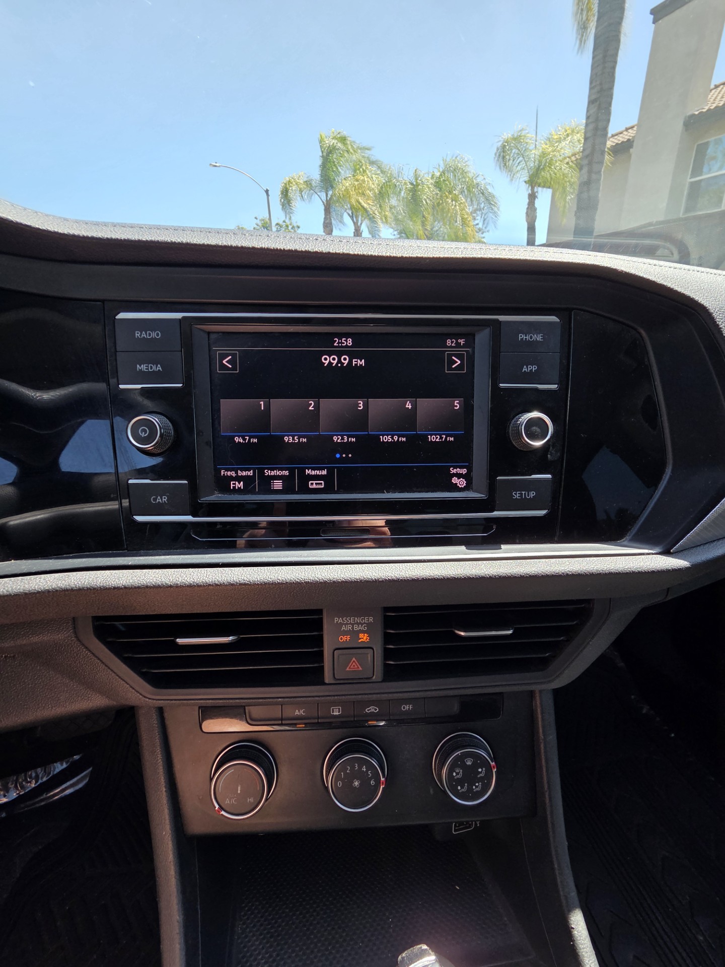 Used 2019 Volkswagen Jetta S w/ Driver Assistance Package FWD image 16
