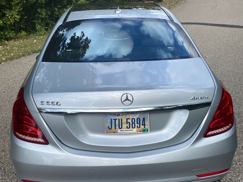 Used 2015 Mercedes-Benz S 550 S 550 4MATIC Sedan 4D image 9