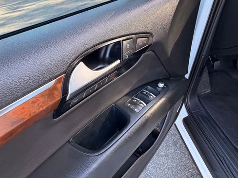 Used 2015 Audi Q7 TDI Premium Plus w/ Premium Plus Package AWD/4WD image 13