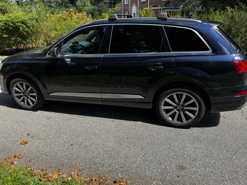Used 2017 Audi Q7 3.0T Premium Plus AWD/4WD image 26