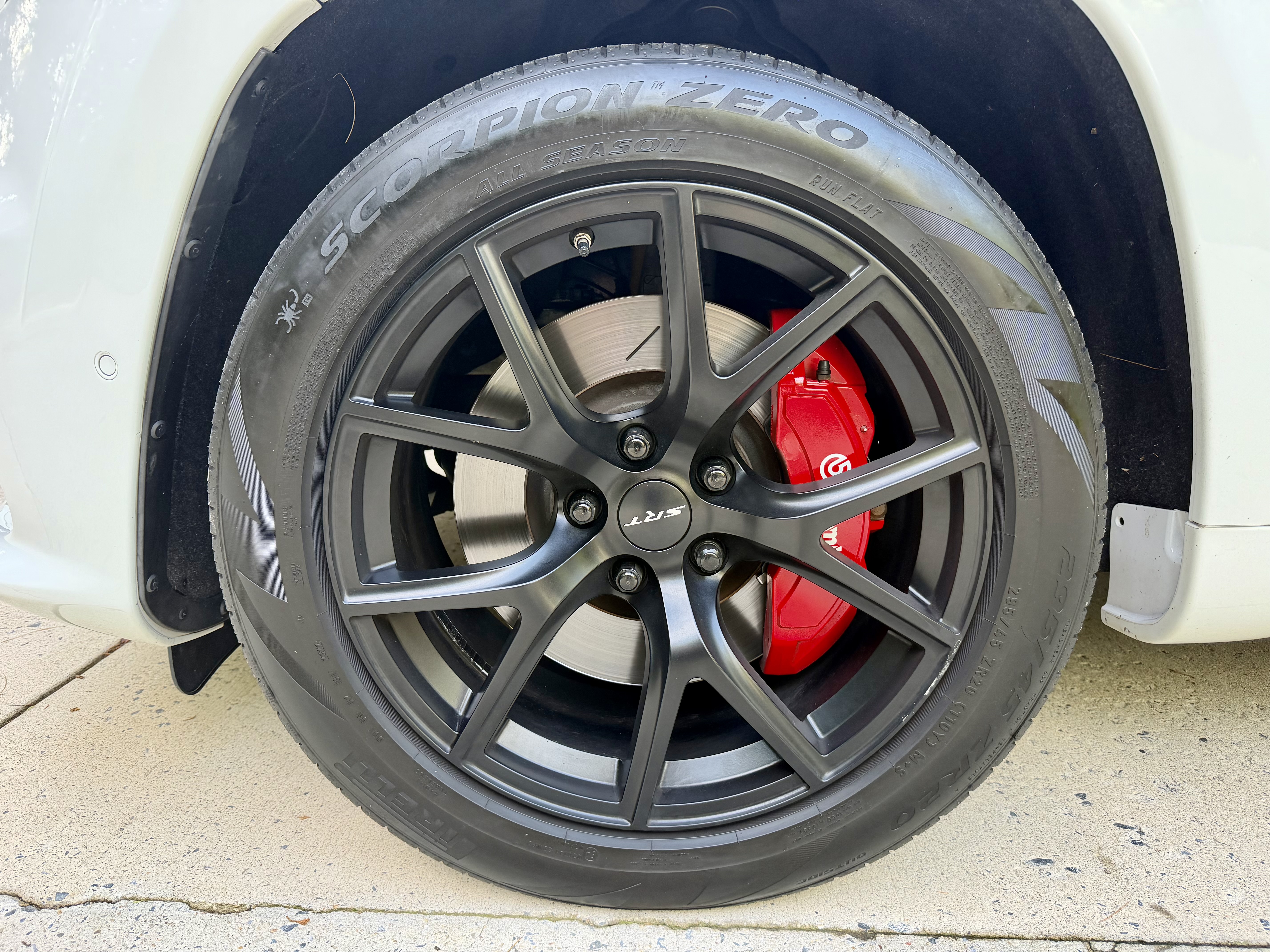 Used 2020 Jeep Grand Cherokee SRT AWD/4WD image 12