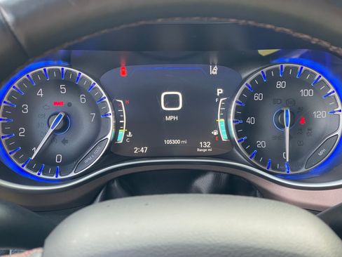 Used 2018 Chrysler Pacifica Touring-L Plus w/ Advanced Safetytec Group image 25