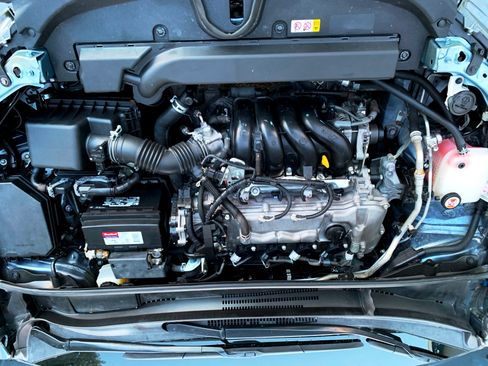 Used 2020 Toyota Corolla LE image 21