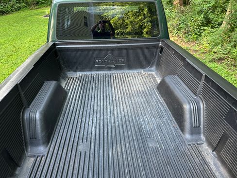 Used 2003 Ford Ranger XLT AWD/4WD image 9