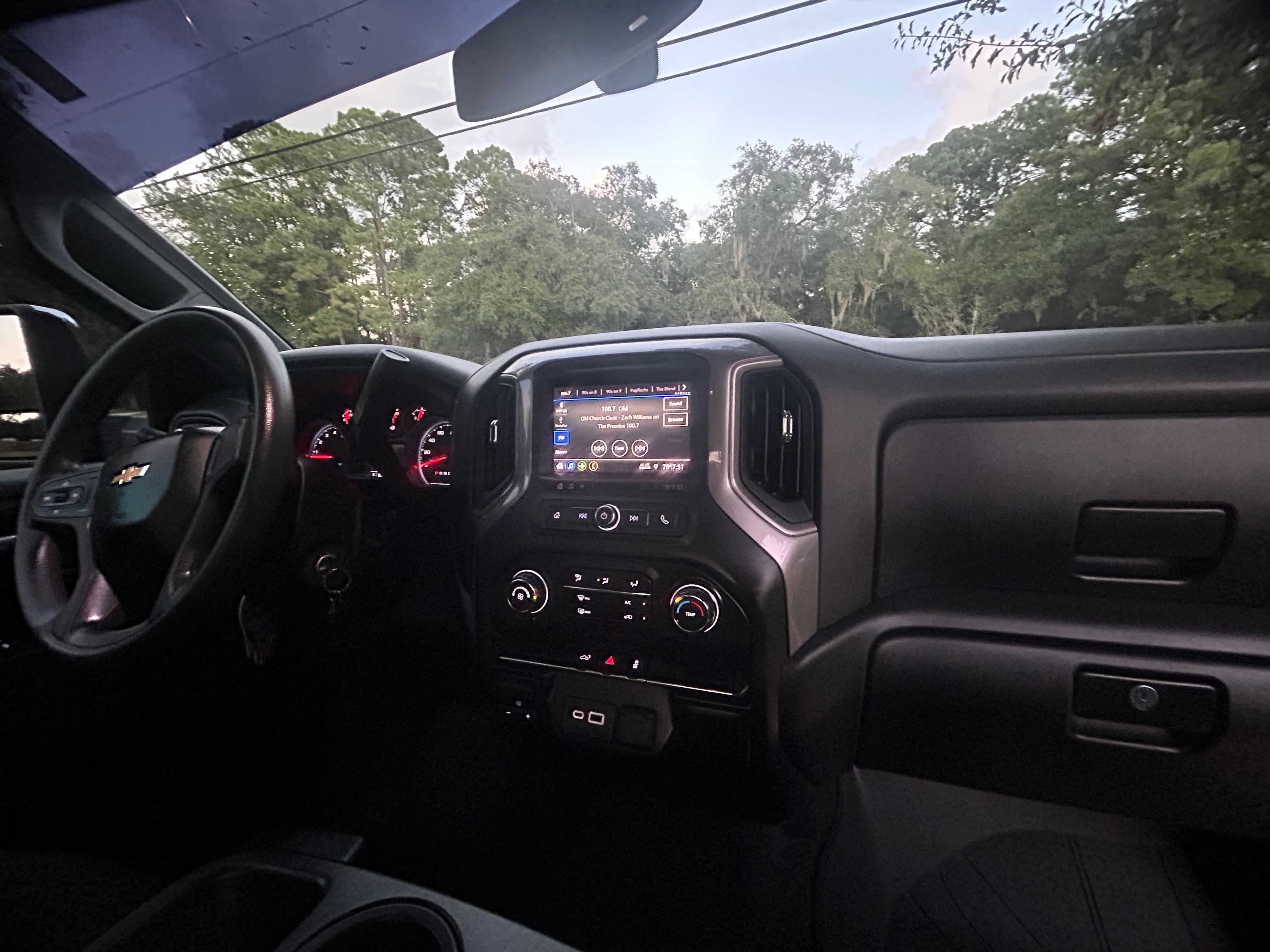 Used 2021 Chevrolet Silverado 2500 Custom w/ Custom Value Package AWD/4WD image 15