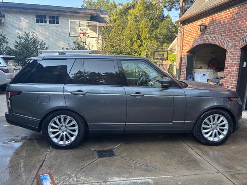 Used 2019 Land Rover Range Rover HSE AWD/4WD image 22