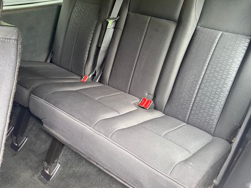 Used 2016 Ford Expedition XLT AWD/4WD image 13