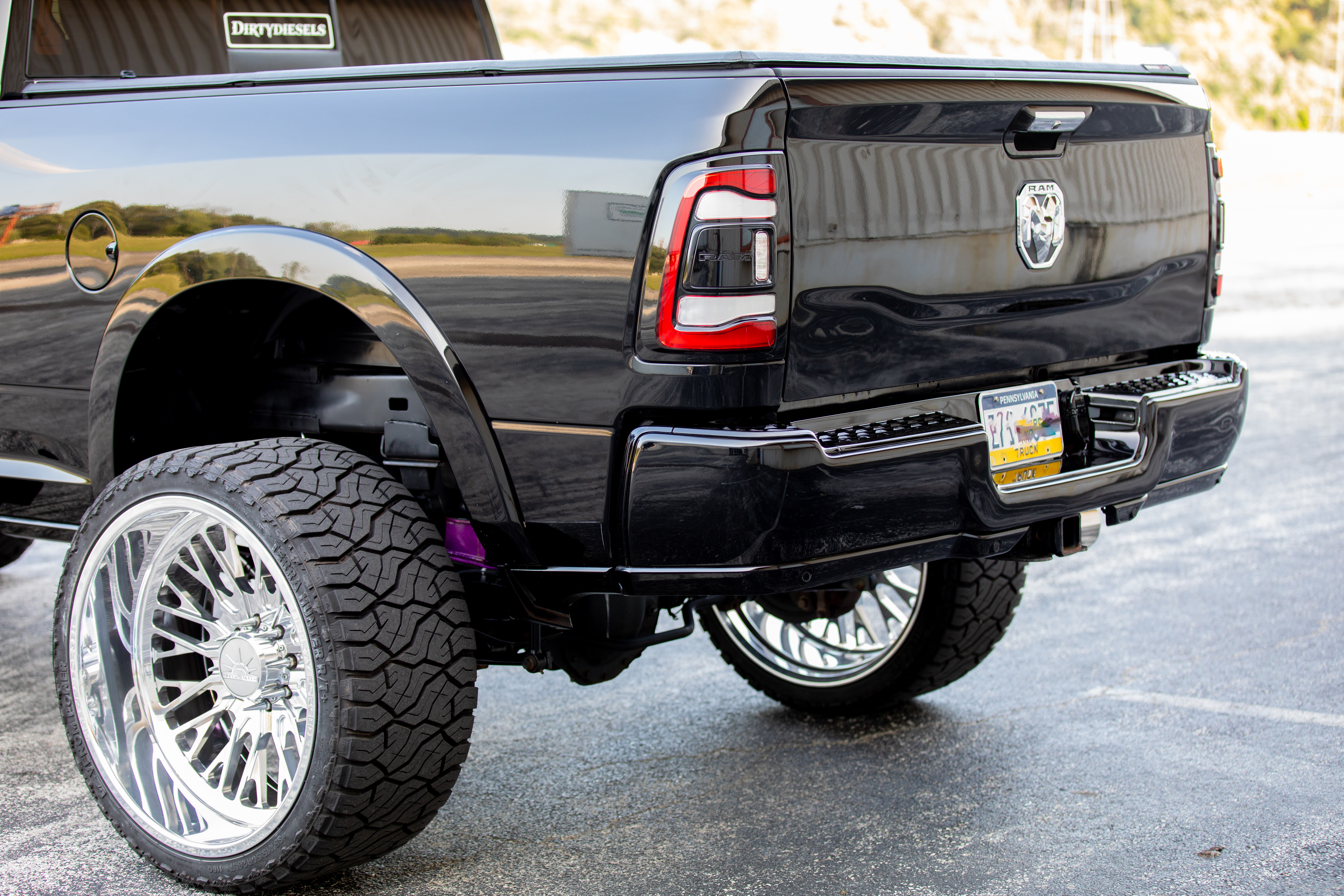 Used 2020 RAM 2500 Limited AWD/4WD image 12