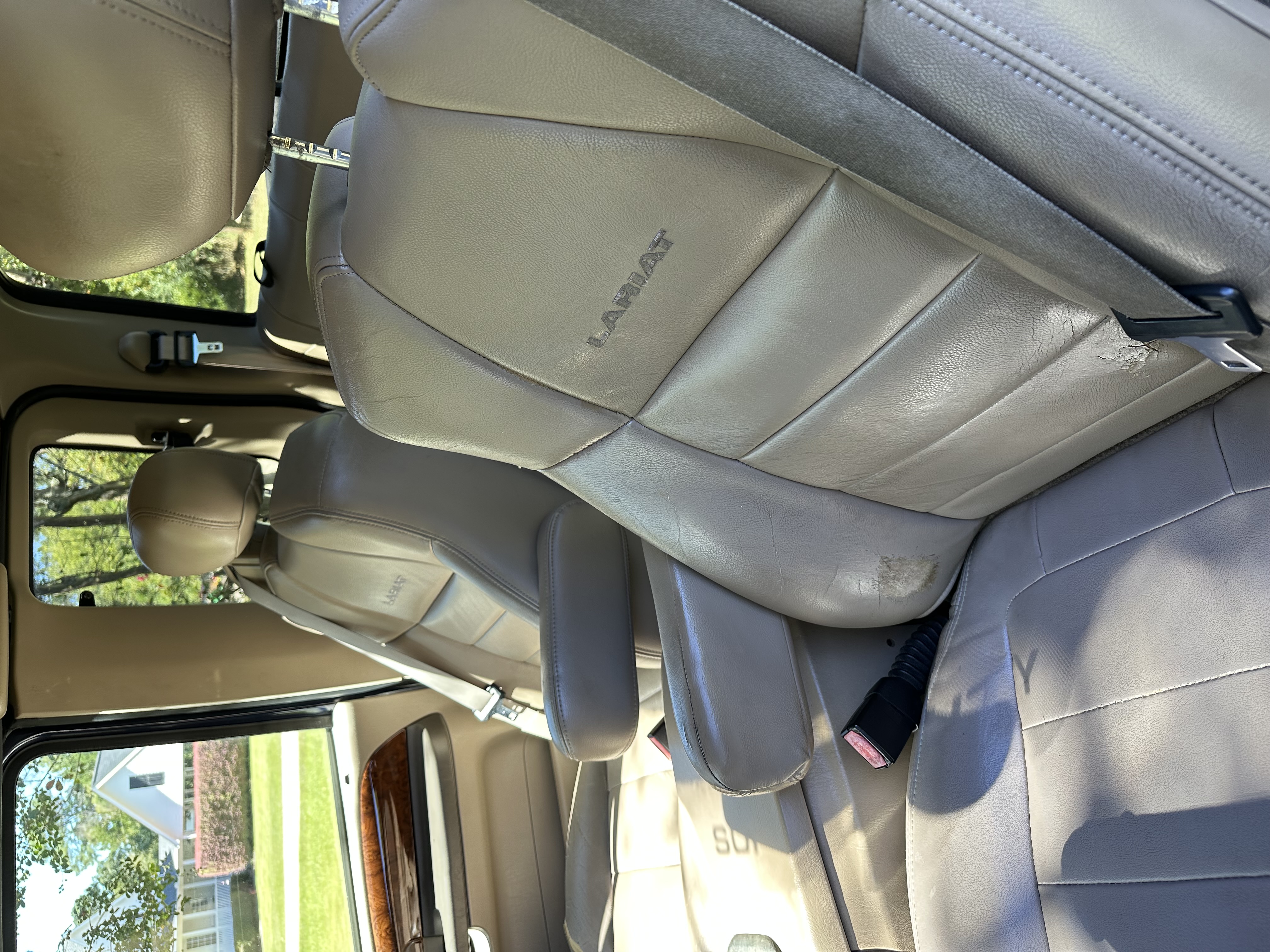 Used 2003 Ford F250 Lariat AWD/4WD image 8