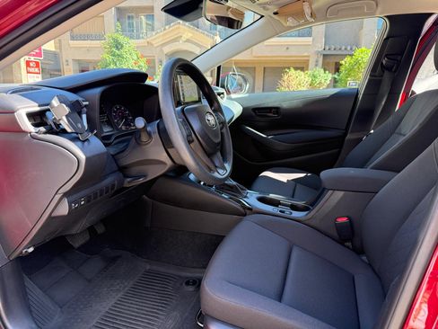 Used 2025 Toyota Corolla LE image 11