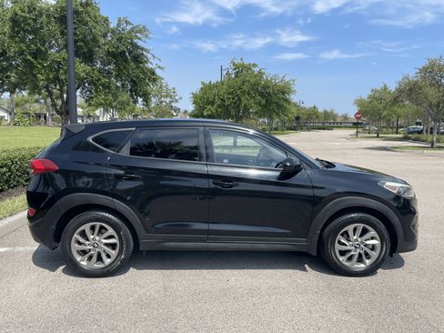 Used 2016 Hyundai Tucson SE image 6