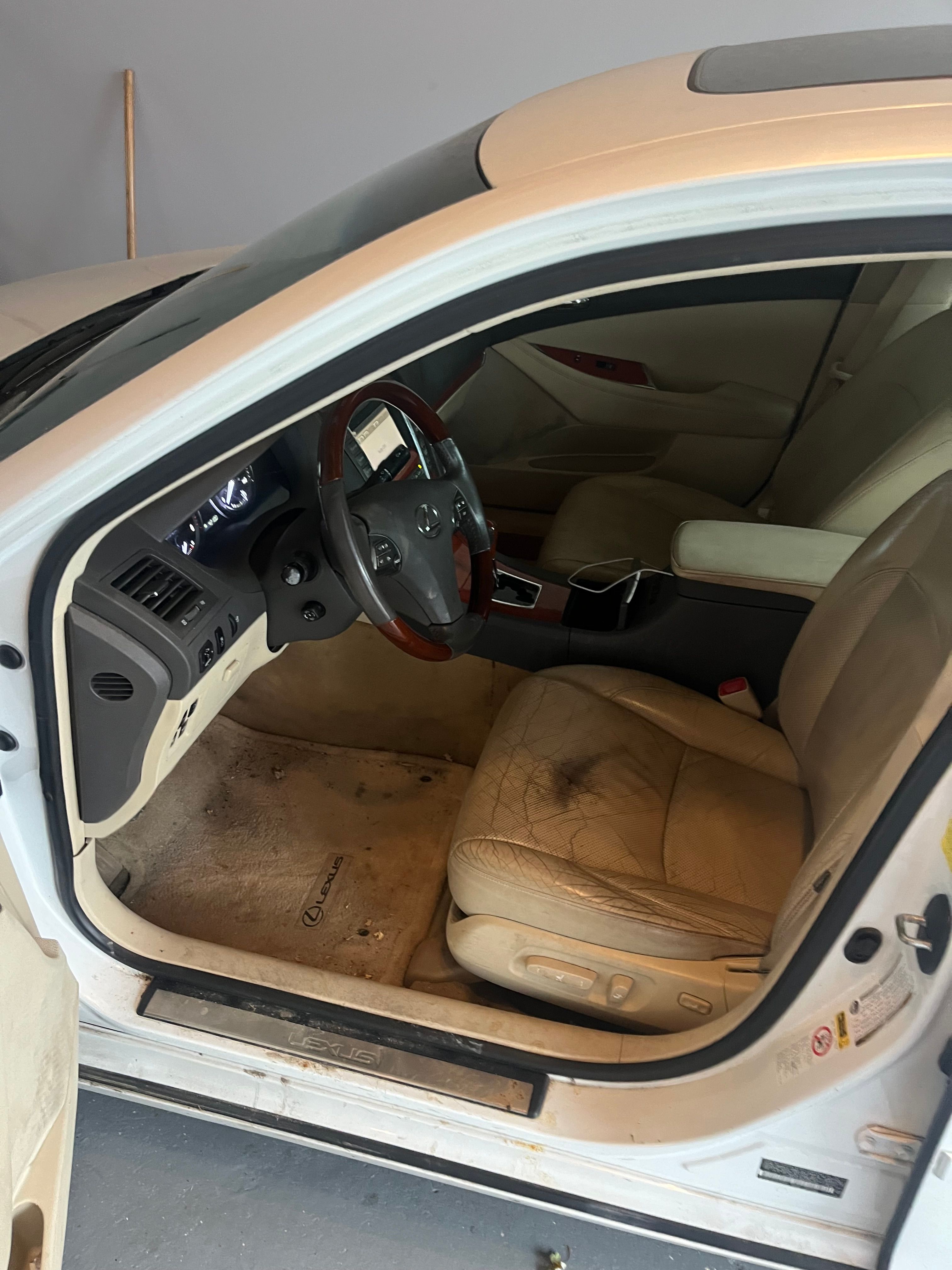 Used 2010 Lexus ES 350 FWD image 8