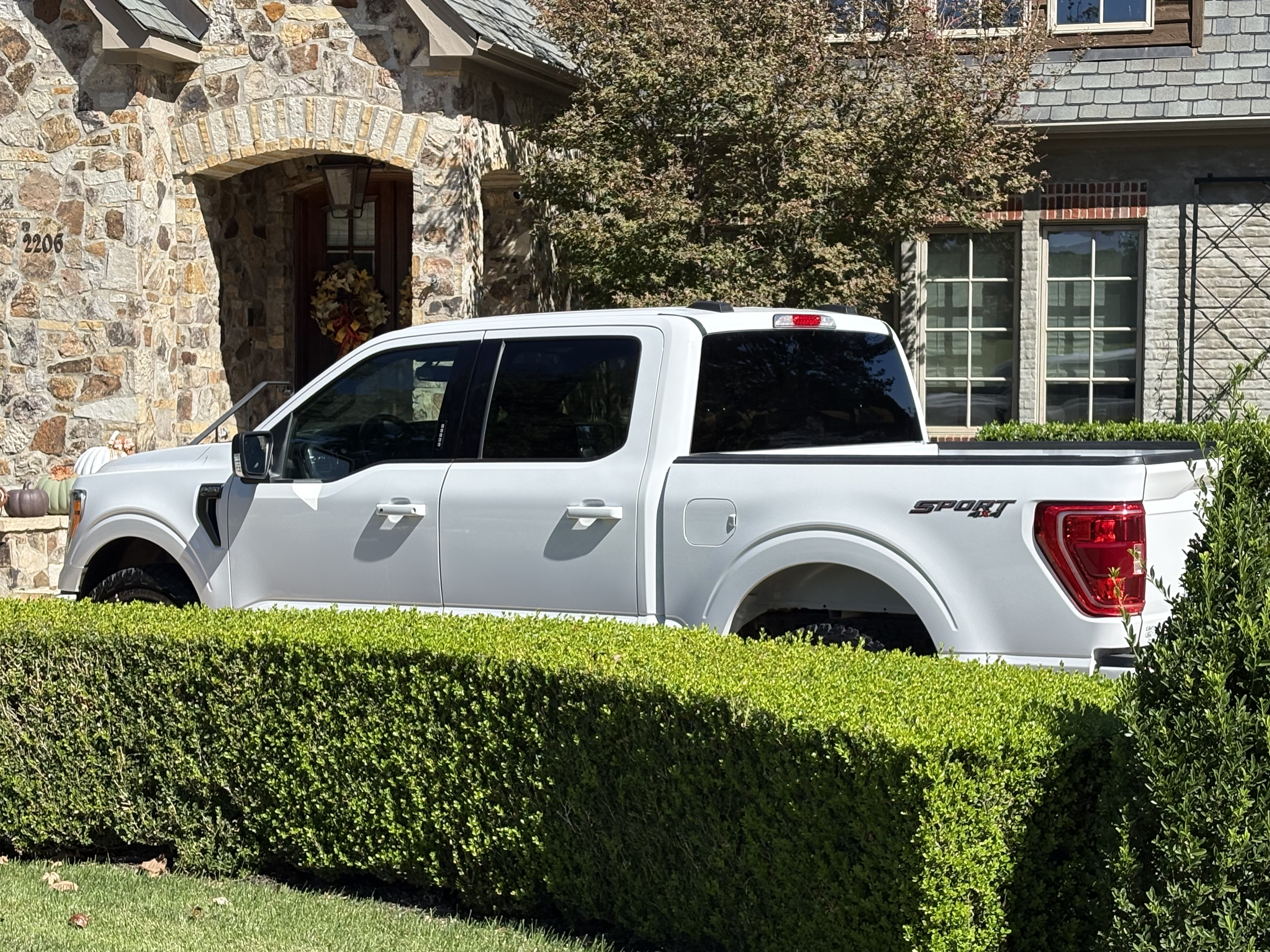 Used 2022 Ford F150 XLT w/ Equipment Group 302A High AWD/4WD image 15