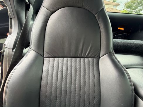 Used 2001 Chevrolet Corvette Z06 RWD image 9