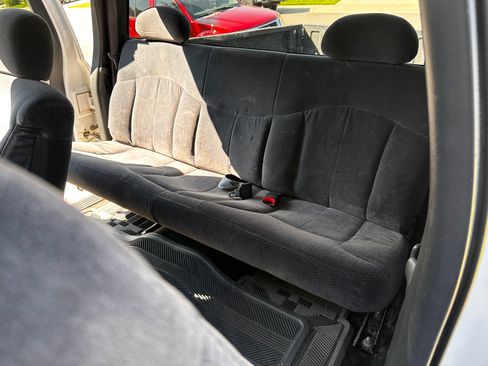 Used 1999 Chevrolet Silverado 1500 LS w/ Off-Road Chassis Pkg AWD/4WD image 12