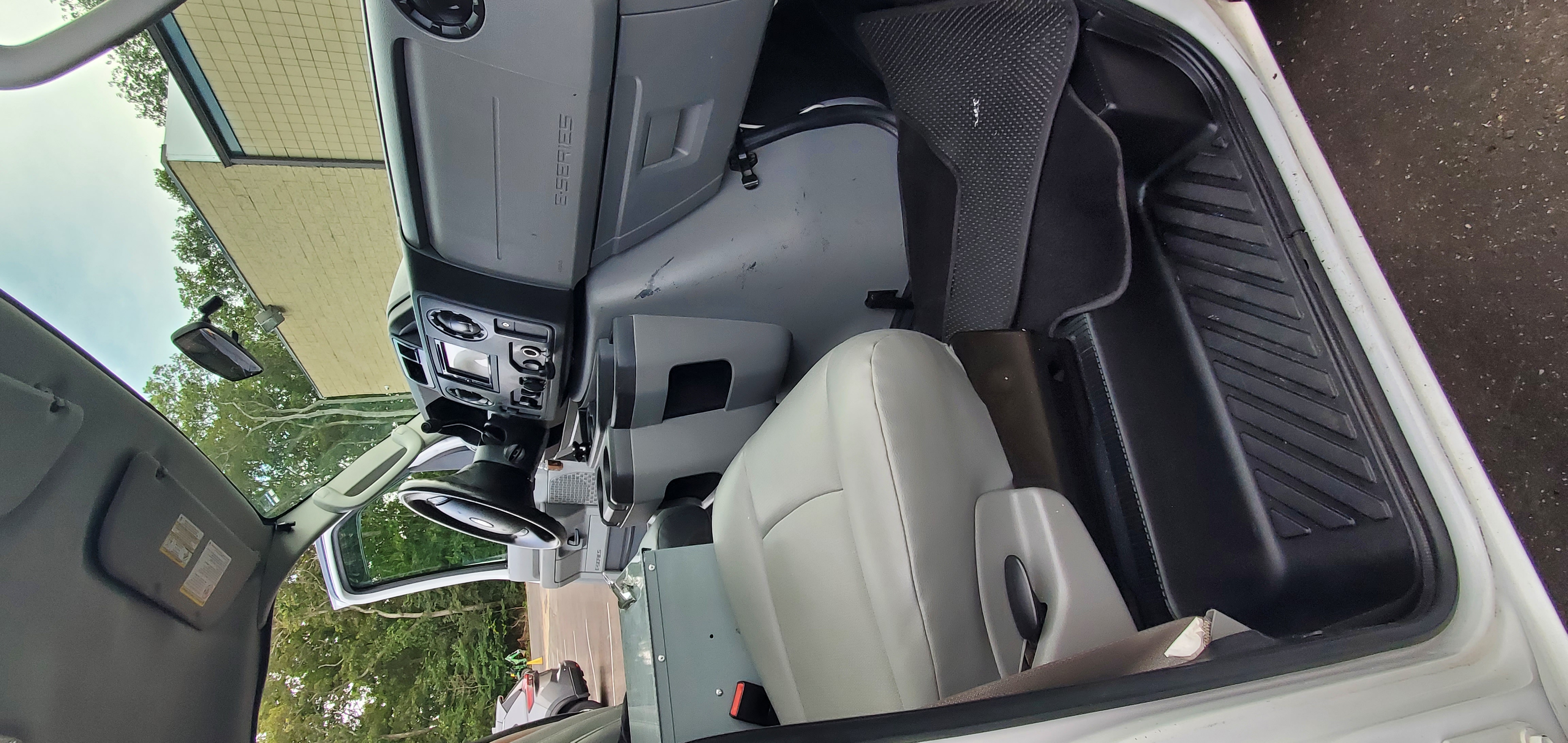 Used 2013 Ford E-250 and Econoline 250 w/ Commercial Cargo Van Pkg RWD image 11