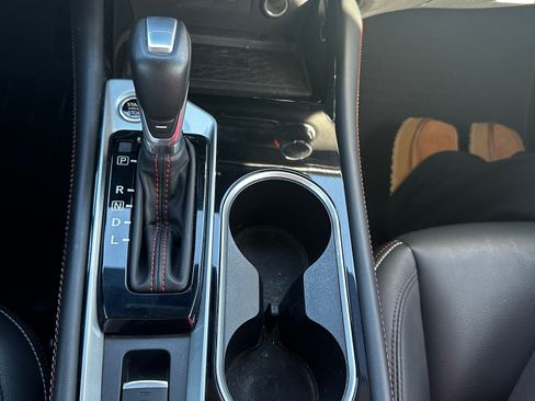 Used 2024 Nissan Altima 2.0 SR image 11