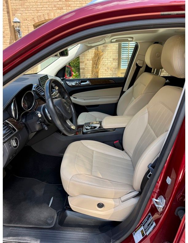 Used 2017 Mercedes-Benz GLS 450 4MATIC image 10