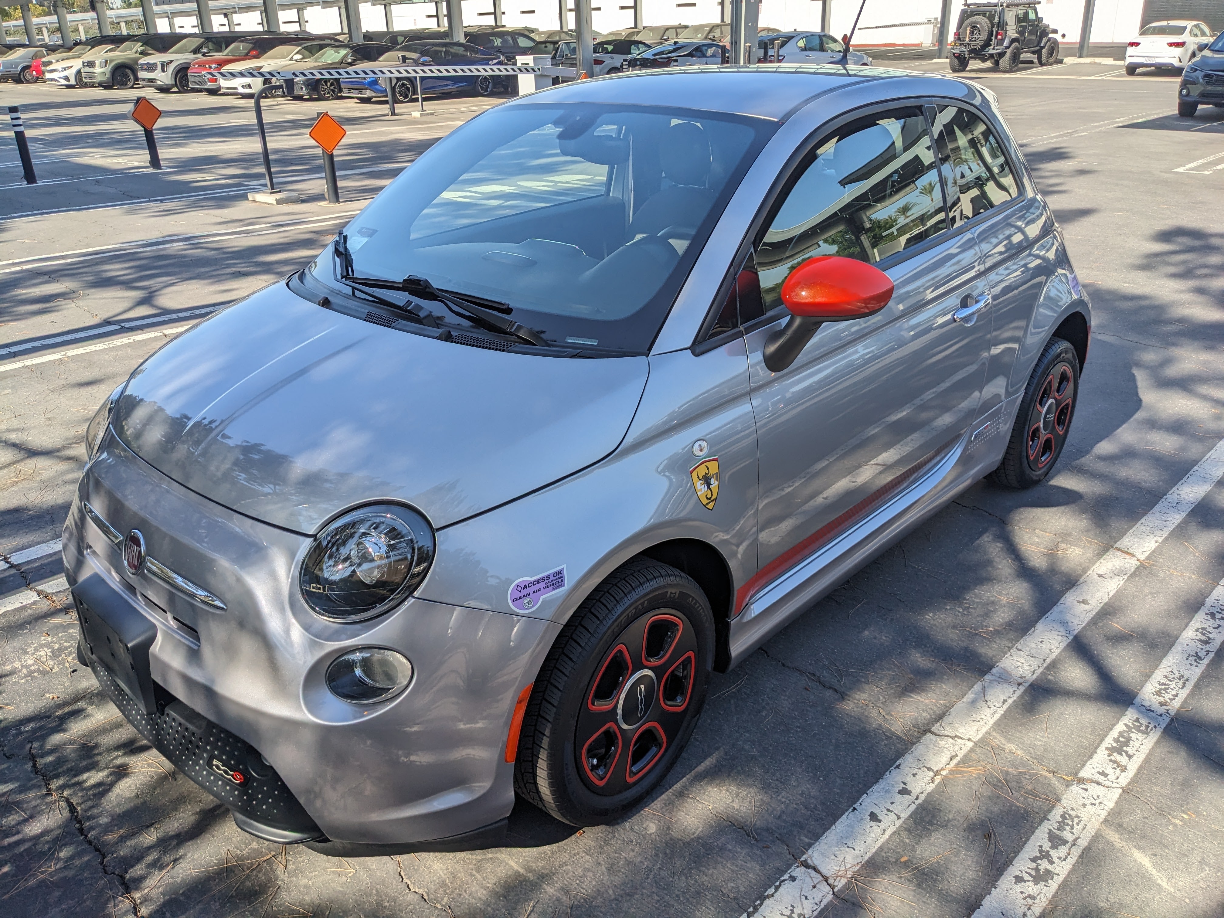 Used 2019 FIAT 500 e w/ Esport Package FWD image 1