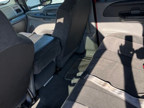 Used 2002 Ford F350 Short Bed image 9