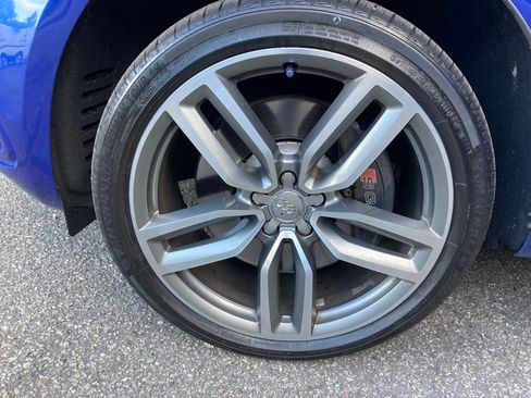 Used 2015 Audi SQ5 Premium Plus w/ Technology Package image 16