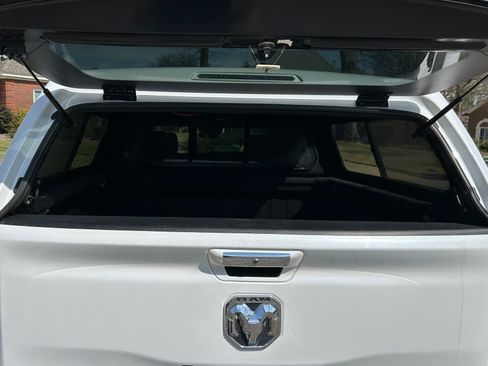 Used 2019 RAM 1500 Laramie image 5