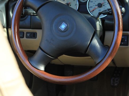 Used 2000 MAZDA MX-5 Miata image 17