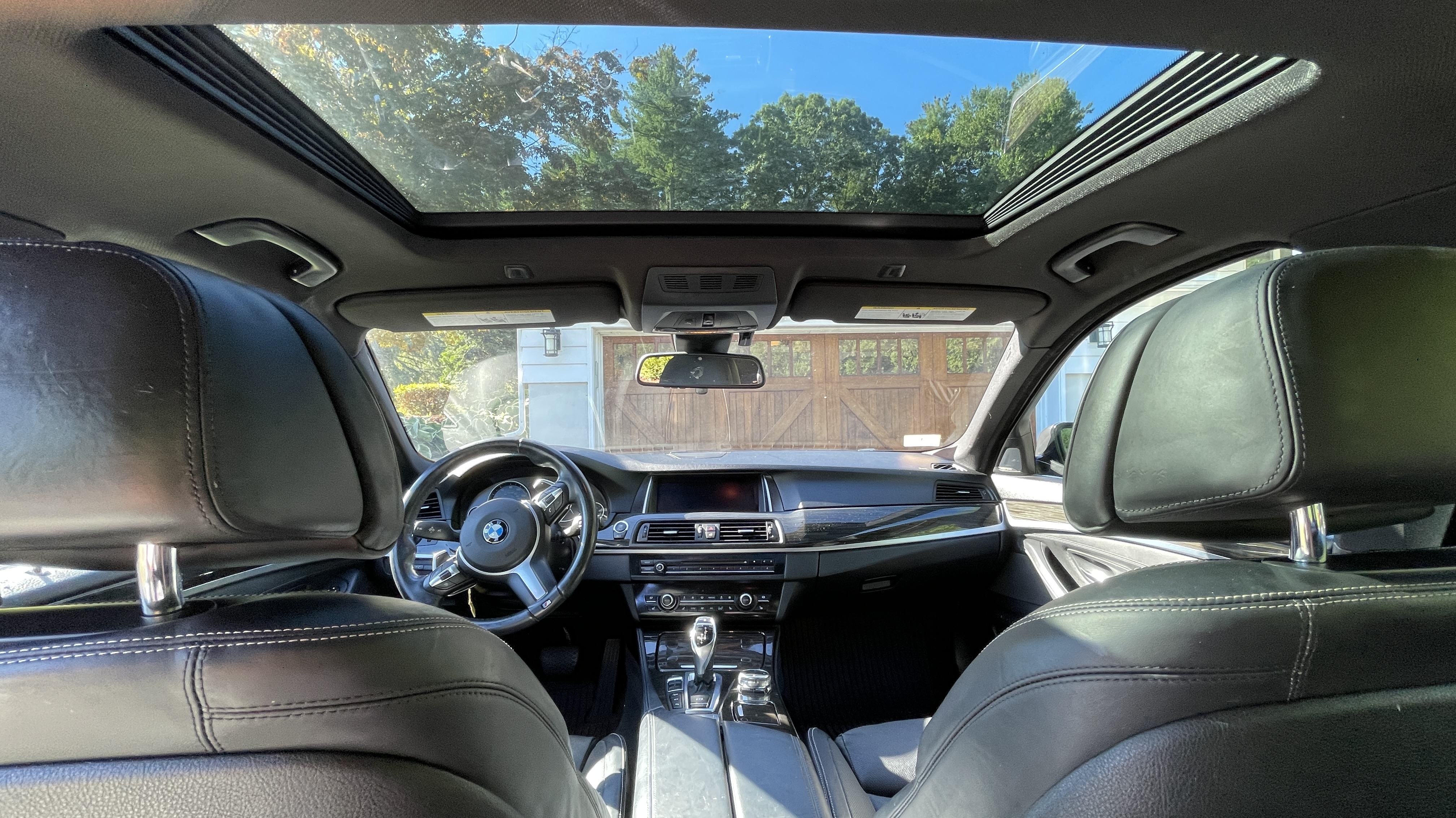 Used 2016 BMW 550i xDrive Sedan AWD/4WD image 5
