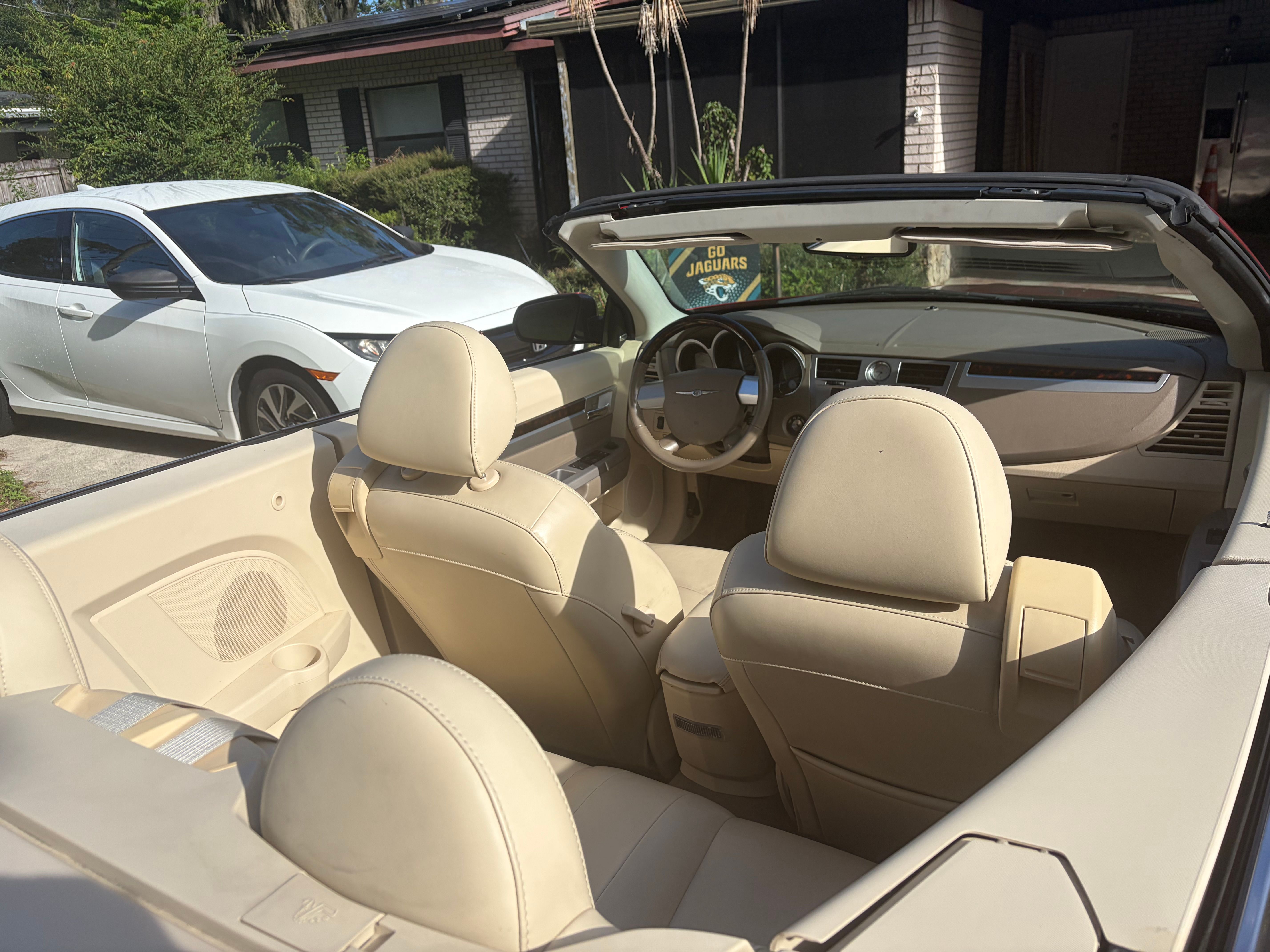 Used 2008 Chrysler Sebring Limited w/ Luxury Group FWD image 6