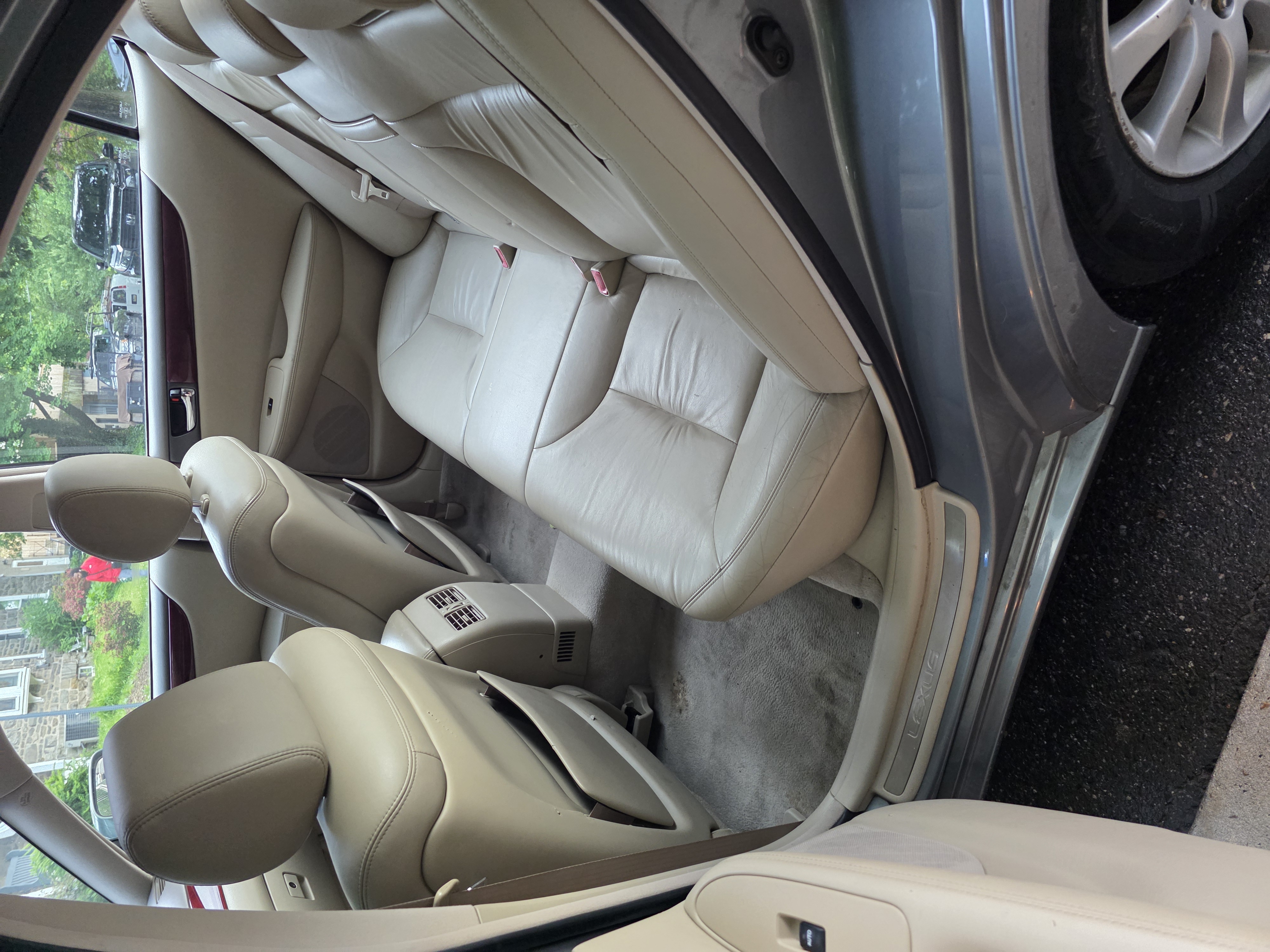 Used 2003 Lexus ES 330 FWD image 4