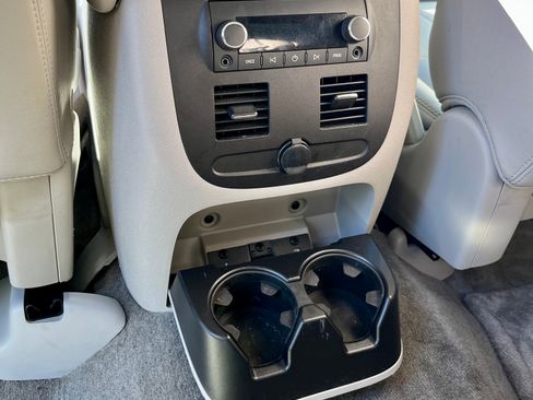 Used 2012 Chevrolet Avalanche LT image 19