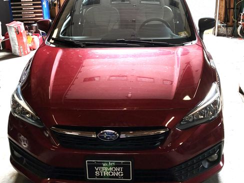 Used 2020 Subaru Impreza 2.0i Premium image 1