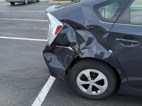 Used 2013 Toyota Prius Two image 17