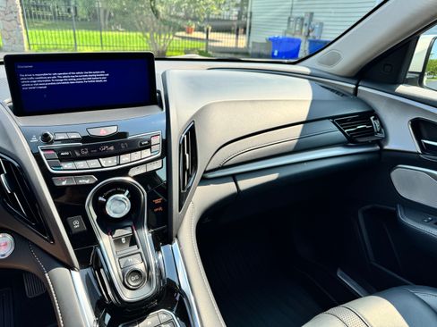 Used 2019 Acura RDX AWD w/ Technology Package image 18