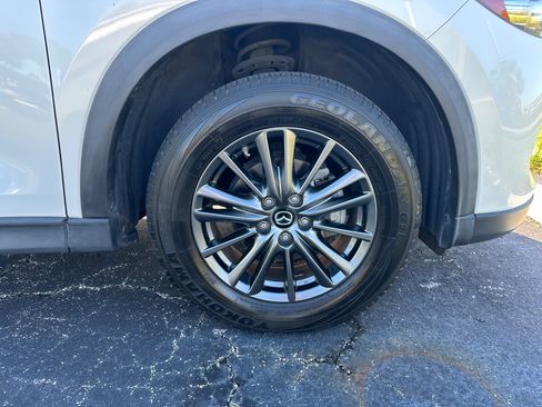 Used 2019 MAZDA CX-5 Touring FWD image 10