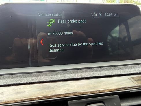 Used 2021 BMW 230i Convertible w/ M Sport Package RWD image 29