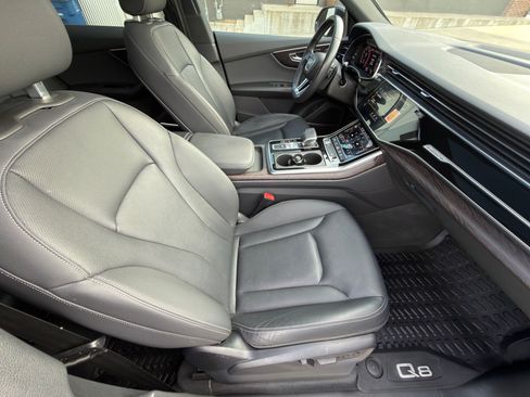 Used 2021 Audi Q8 Premium Plus w/ Premium Plus Package image 22