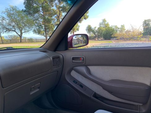 Used 1996 Toyota Camry LE image 11