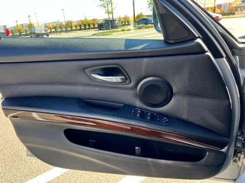 Used 2011 BMW 328i xDrive Sedan image 8