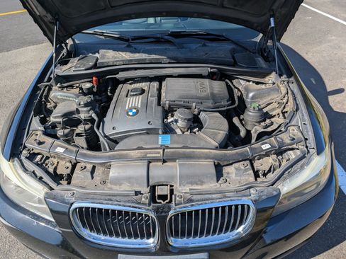 Used 2010 BMW 335i Sedan image 23